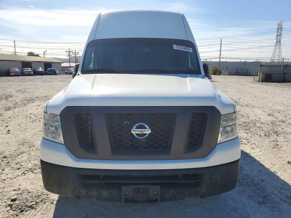 2014 NISSAN NV 2500  