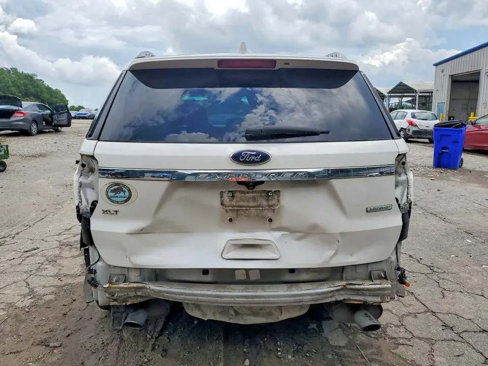 2017 FORD EXPLORER XLT  