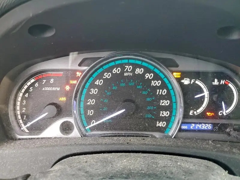 2013 TOYOTA VENZA LE  