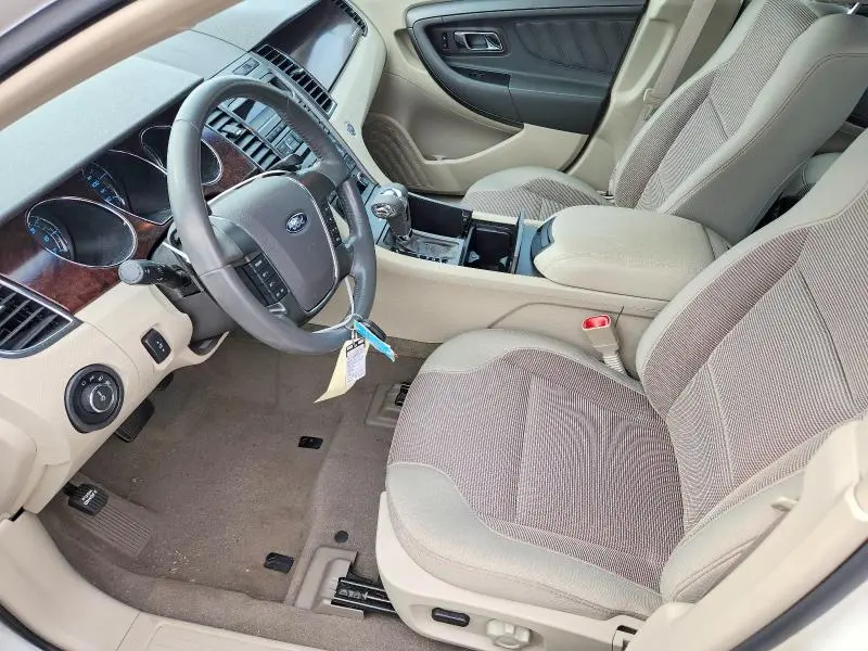 2010 FORD TAURUS SEL  