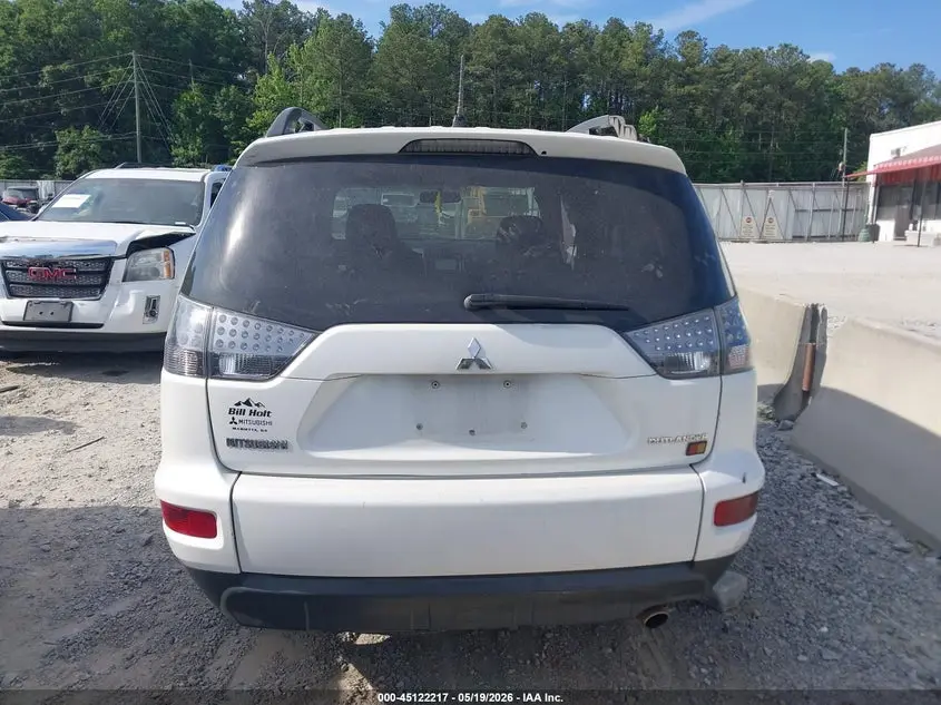 2012 MITSUBISHI OUTLANDER ES