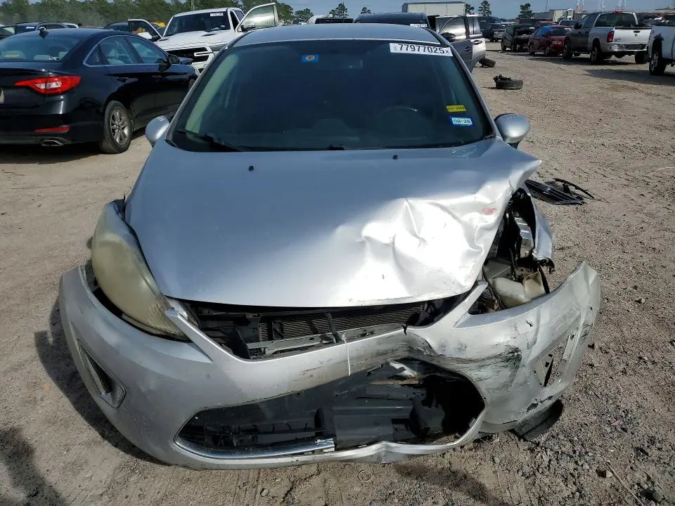 2011 FORD FIESTA SEL  