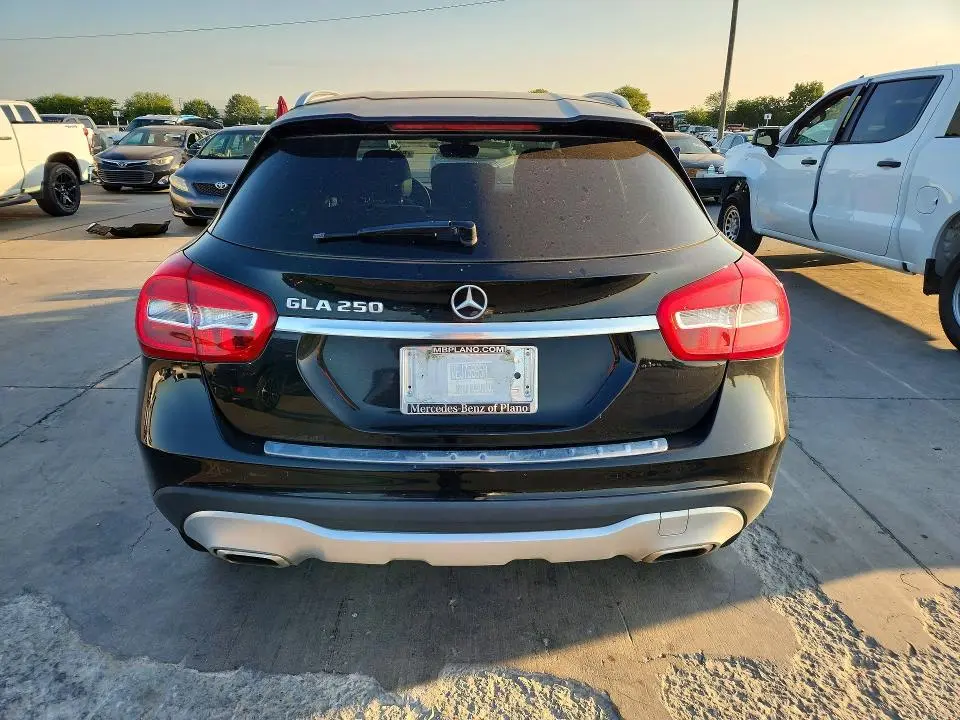2018 MERCEDES-BENZ GLA 250  