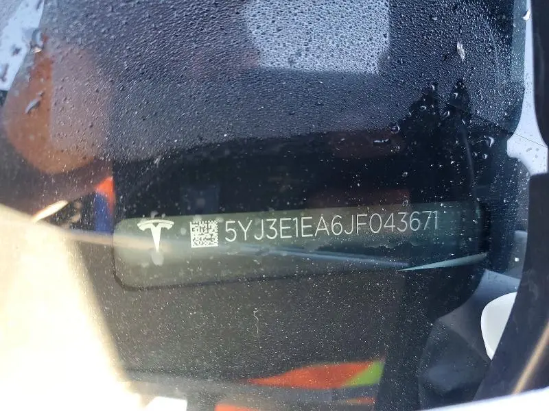 2018 TESLA MODEL 3   