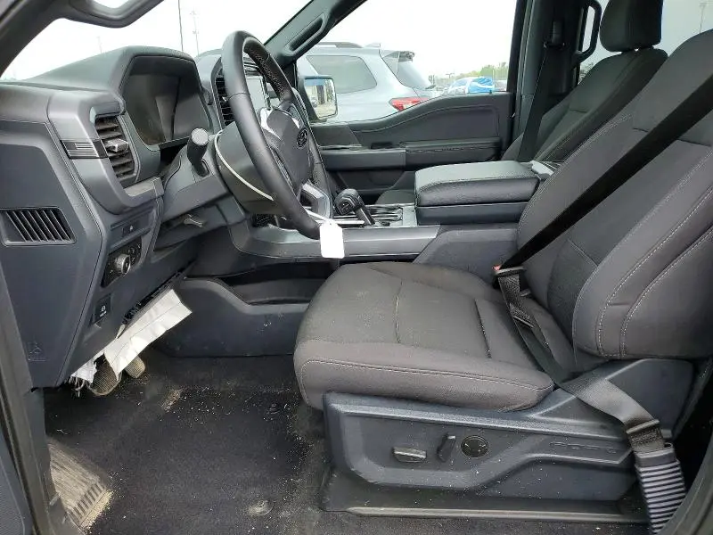 2025 FORD F150 XLT  