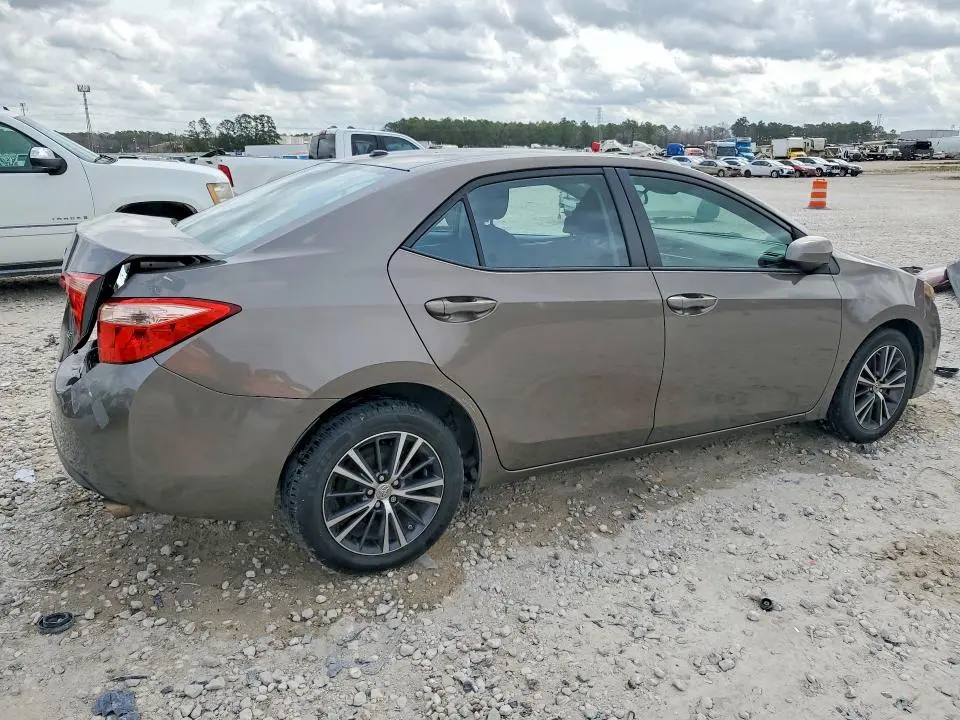 2017 TOYOTA COROLLA LE  