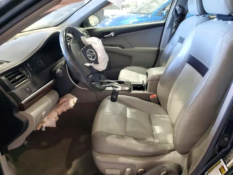 2012 TOYOTA CAMRY XLE  