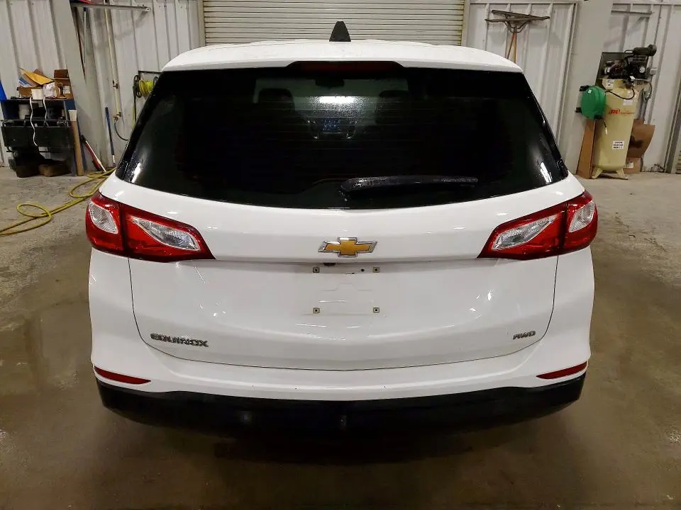 2020 CHEVROLET EQUINOX LS  
