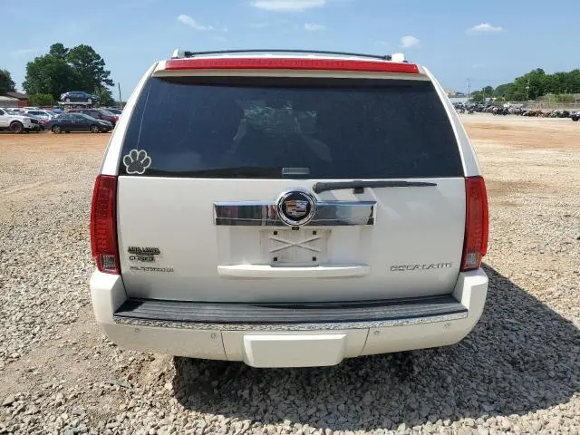2011 CADILLAC ESCALADE PLATINUM  