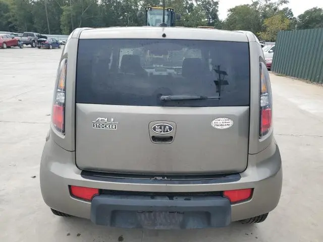 2010 KIA SOUL +  