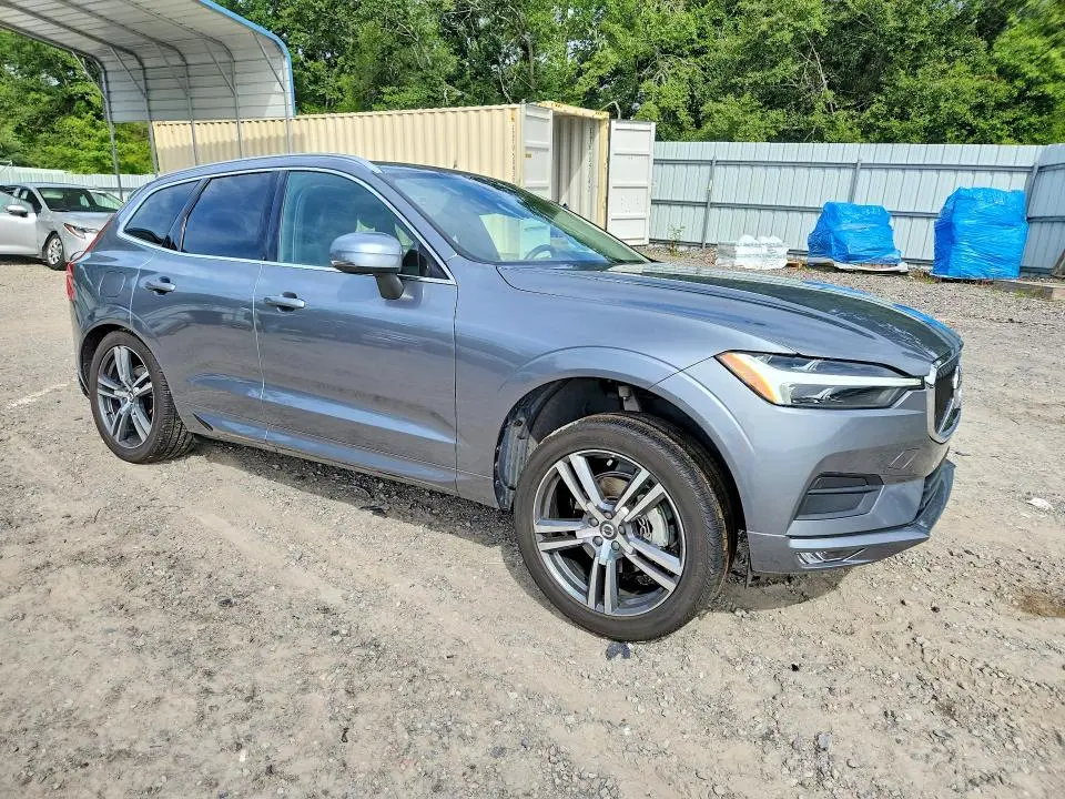2021 VOLVO XC60 T5 MOMENTUM  