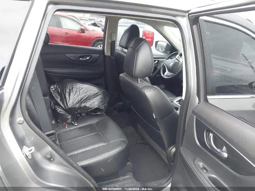 2016 NISSAN ROGUE SL