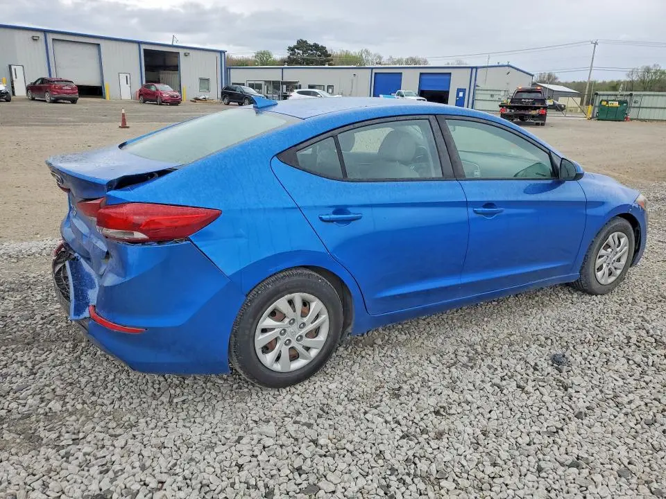 2017 HYUNDAI ELANTRA SE  