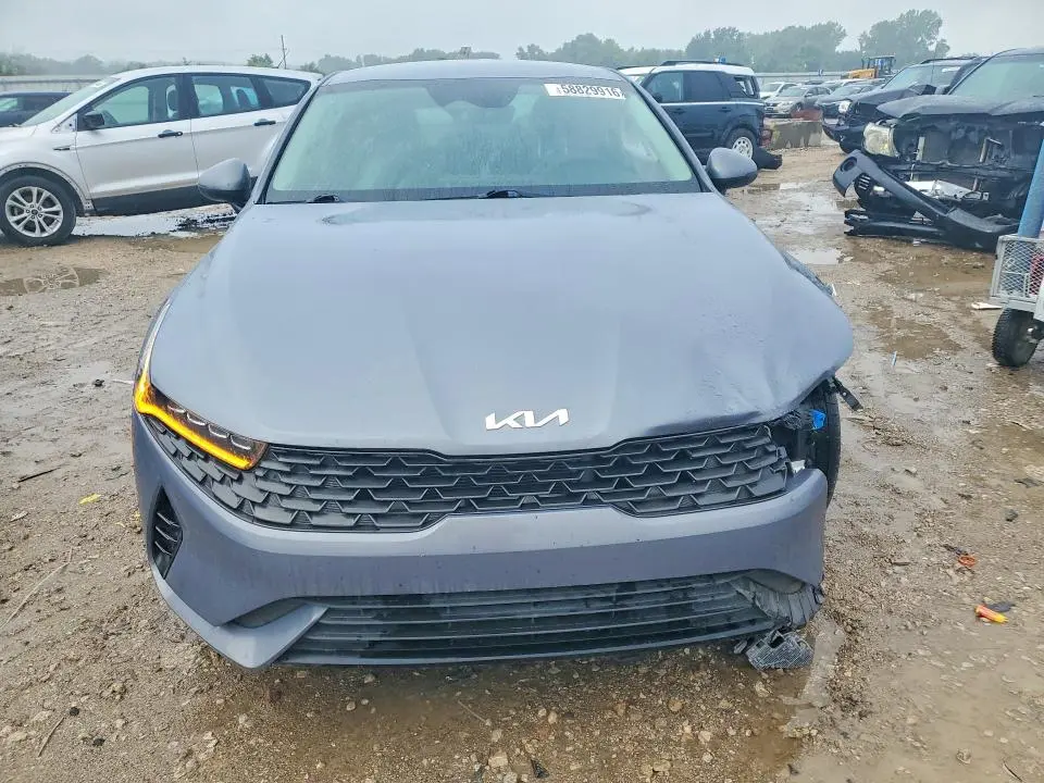 2022 KIA K5 LXS  