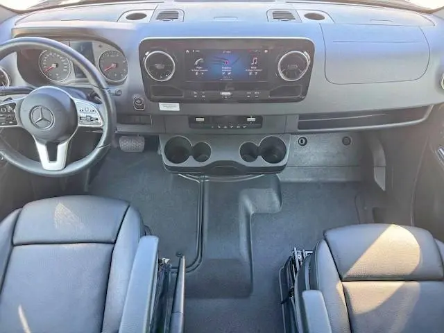 2022 MERCEDES-BENZ SPRINTER 2500  