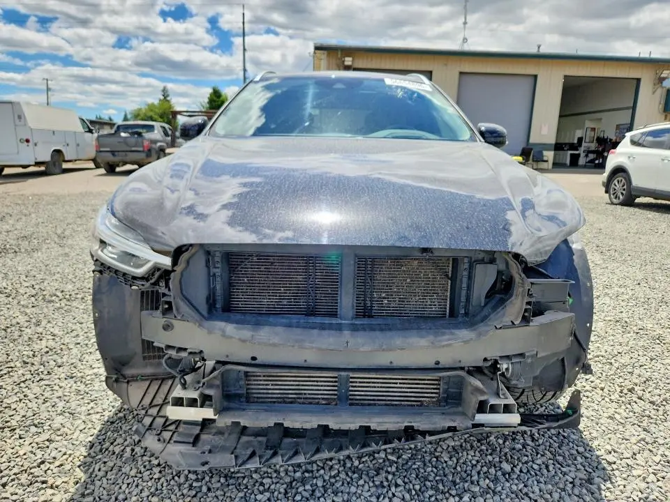 2018 VOLVO XC60 T6  