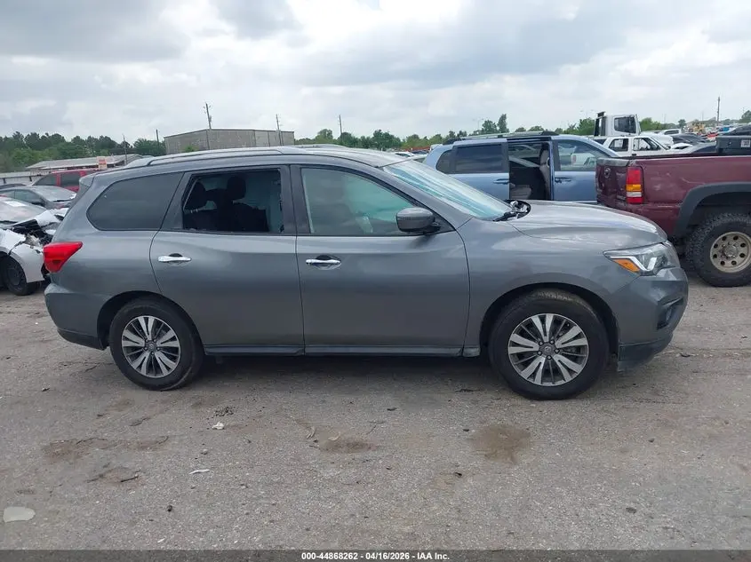 2019 NISSAN PATHFINDER SV