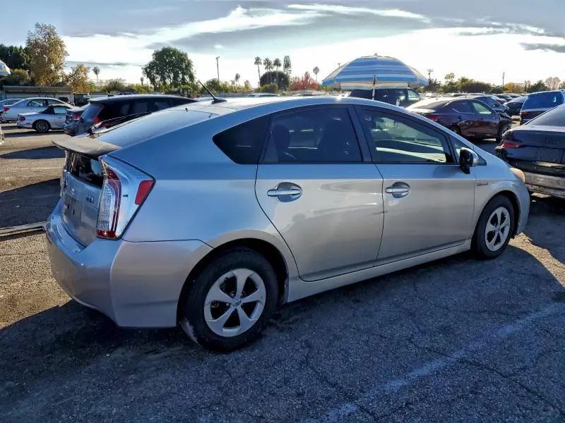 2013 TOYOTA PRIUS   