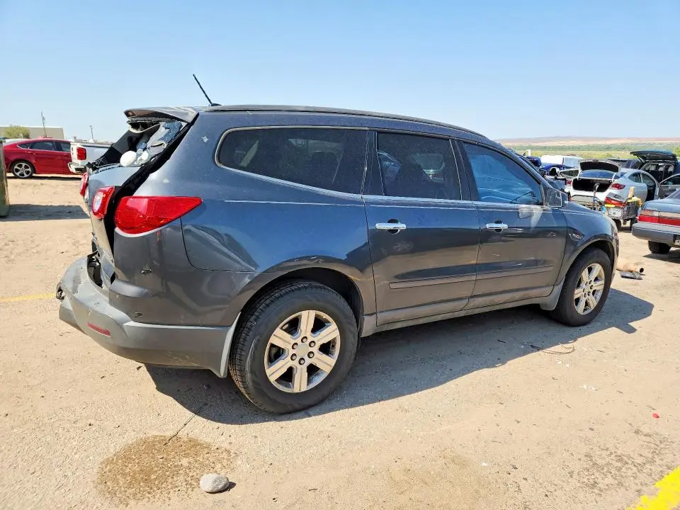 2011 CHEVROLET TRAVERSE LT  
