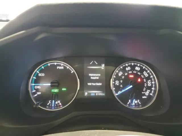 2020 TOYOTA RAV4 XLE  