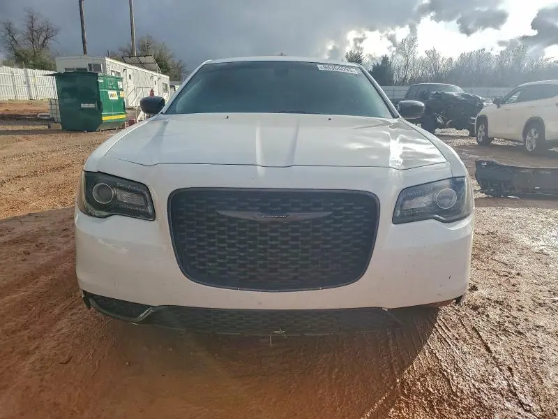 2022 CHRYSLER 300 TOURING  