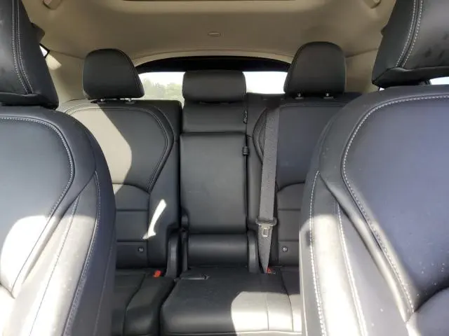 2021 INFINITI QX50 LUXE  