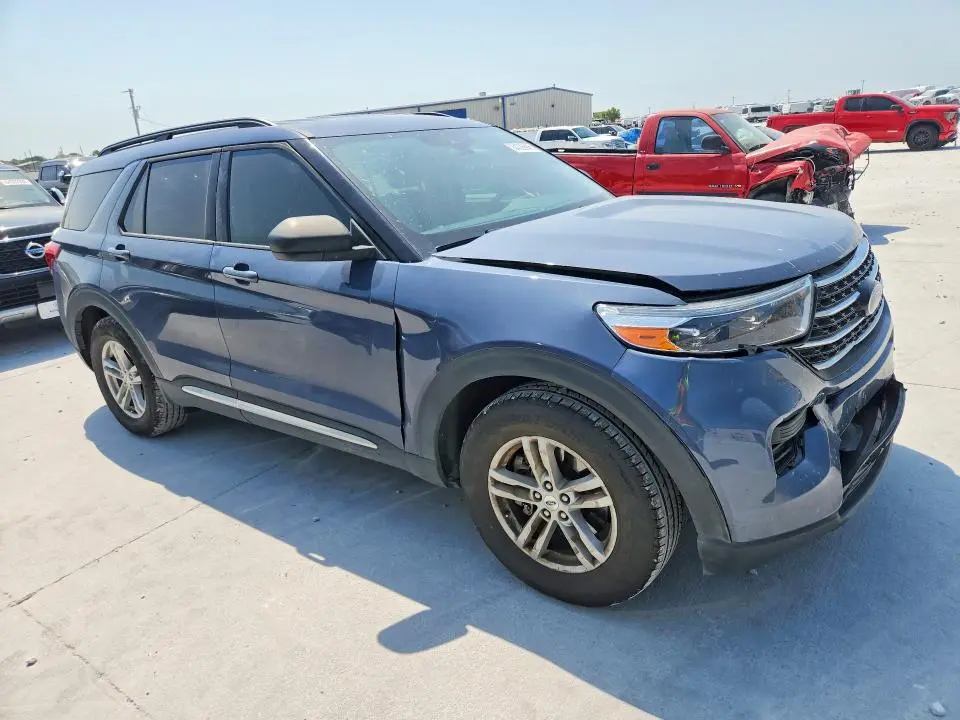 2021 FORD EXPLORER XLT  