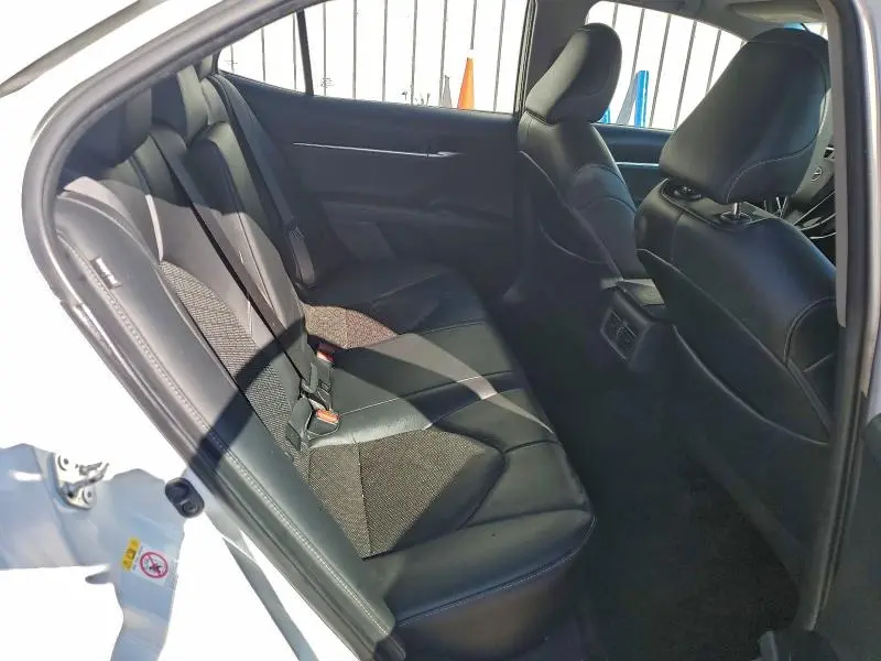 2018 TOYOTA CAMRY XSE  