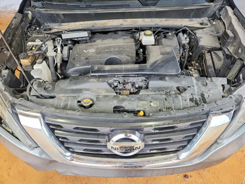 2018 NISSAN PATHFINDER SV  