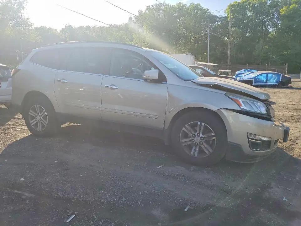 2016 CHEVROLET TRAVERSE LT  