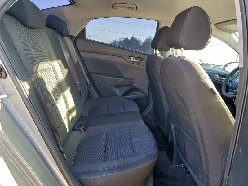 2022 HYUNDAI ACCENT SE  