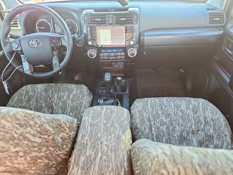 2024 TOYOTA 4RUNNER TRD PRO  