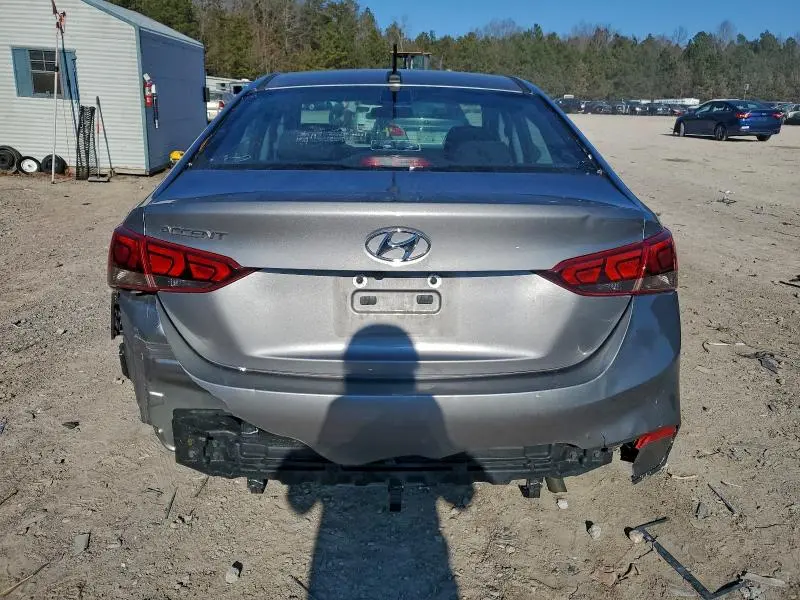 2022 HYUNDAI ACCENT SE  