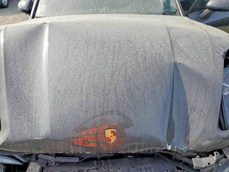 2019 PORSCHE MACAN   