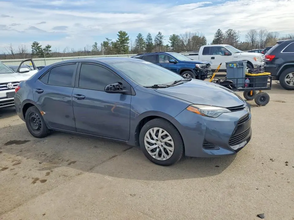 2019 TOYOTA COROLLA LE  