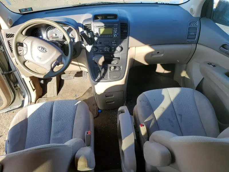 2012 KIA SEDONA LX  