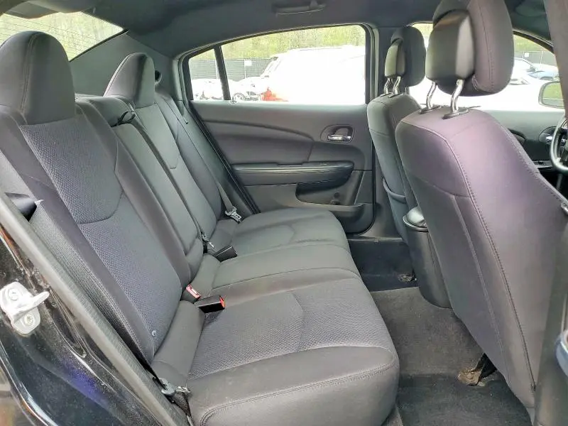 2014 CHRYSLER 200 LX  