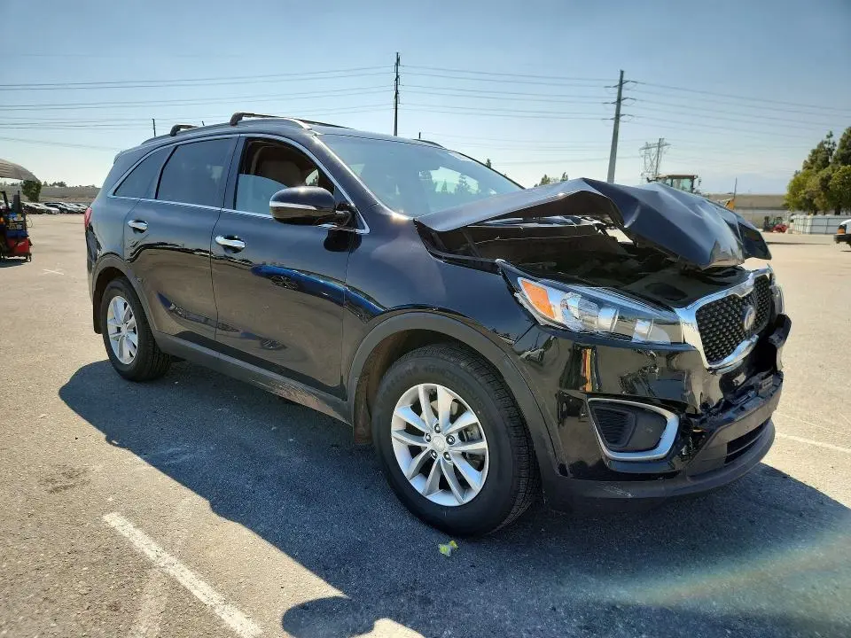 2016 KIA SORENTO LX  