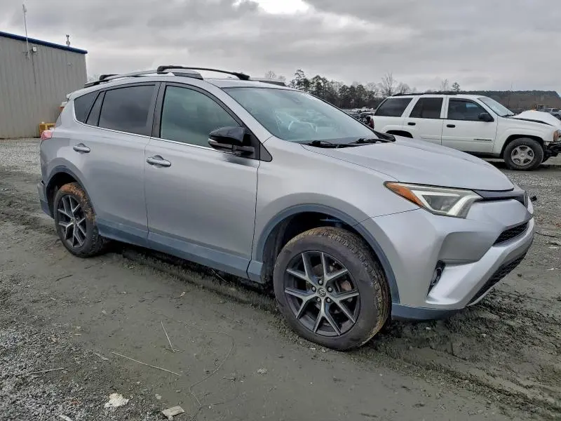 2017 TOYOTA RAV4 SE  