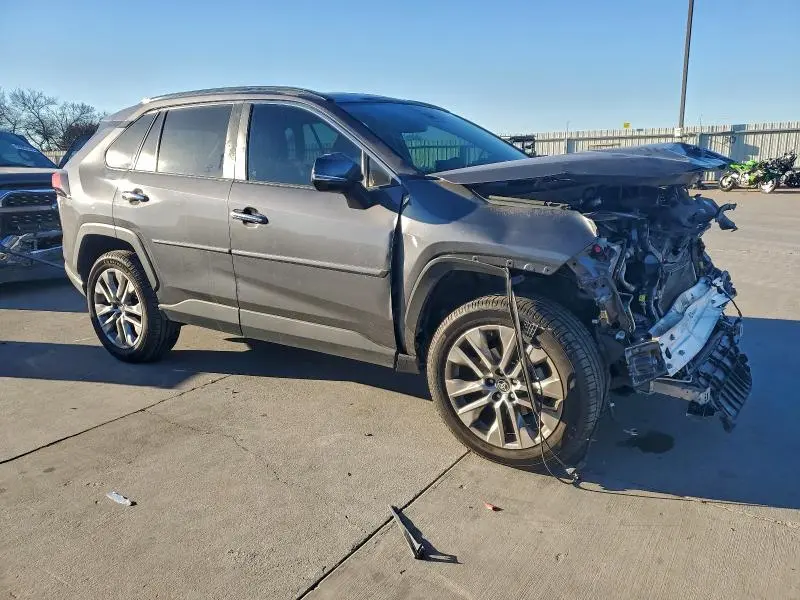 2022 TOYOTA RAV4 LIMITED  