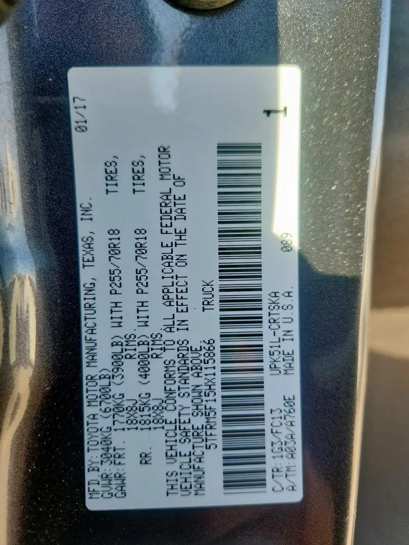 2017 TOYOTA TUNDRA SR5  