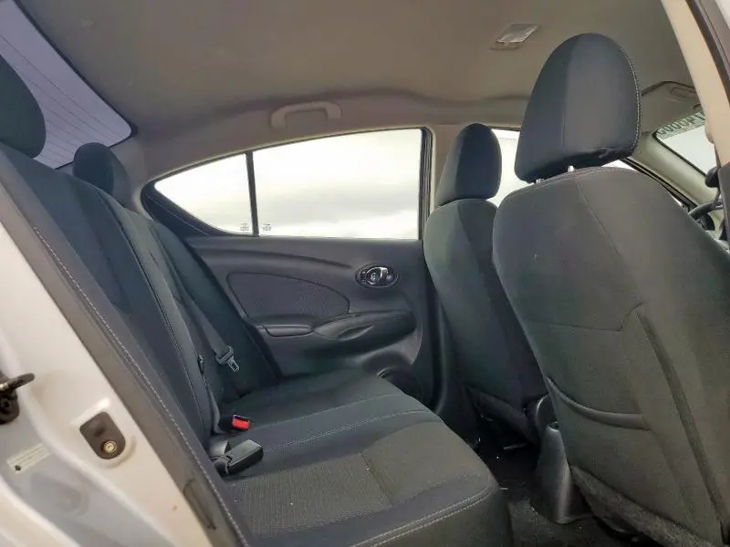 2016 NISSAN VERSA S  