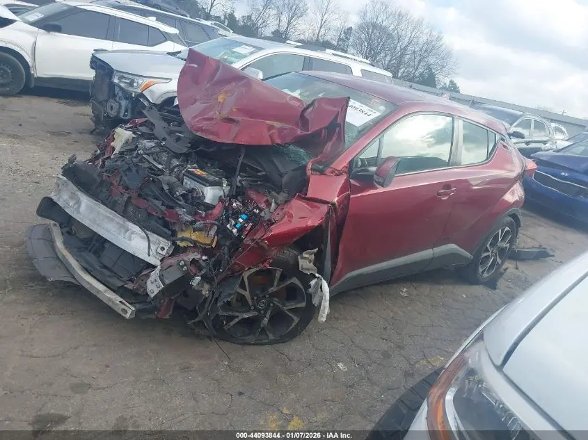 2018 TOYOTA C-HR XLE