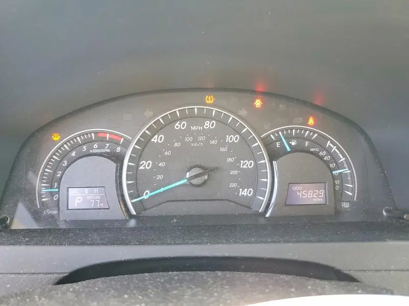 2013 TOYOTA CAMRY LE  