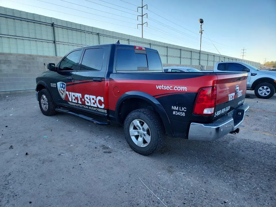 2015 RAM 1500 SLT  