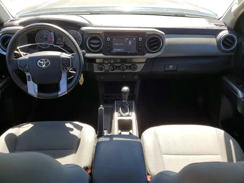 2017 TOYOTA TACOMA SR5 V6  