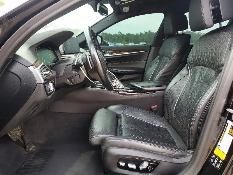 2019 BMW 540   