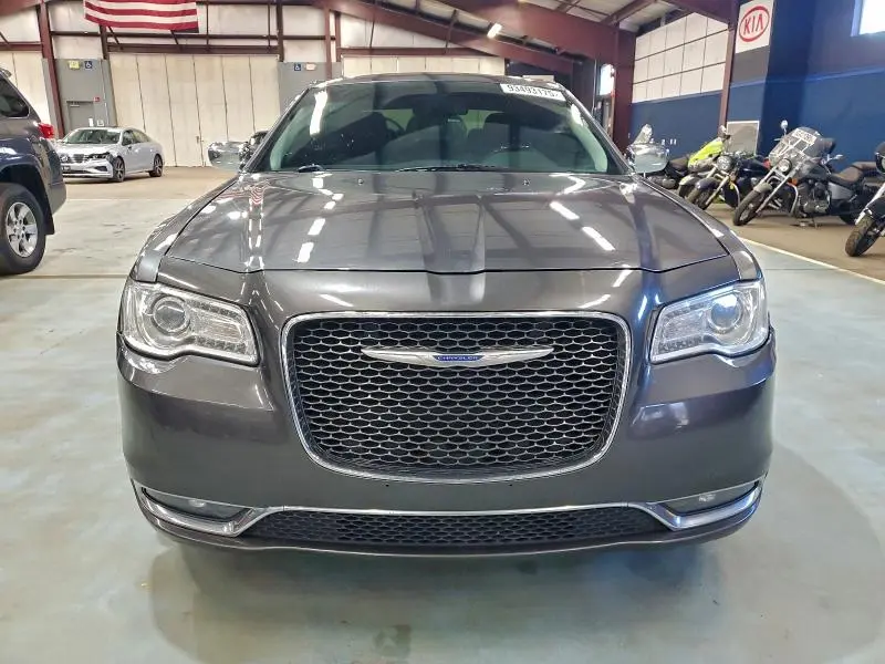 2019 CHRYSLER 300 LIMITED  