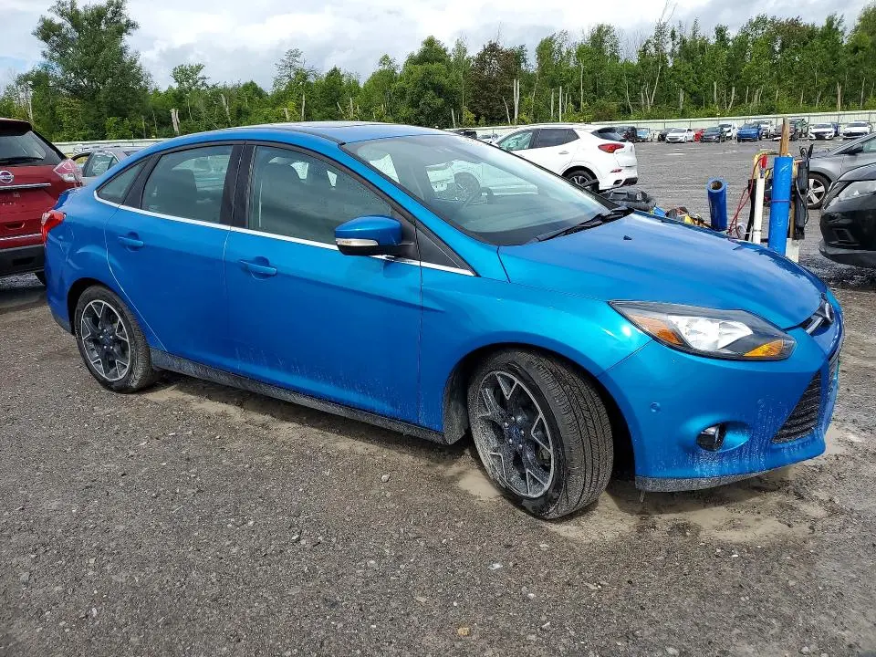 2012 FORD FOCUS TITANIUM  