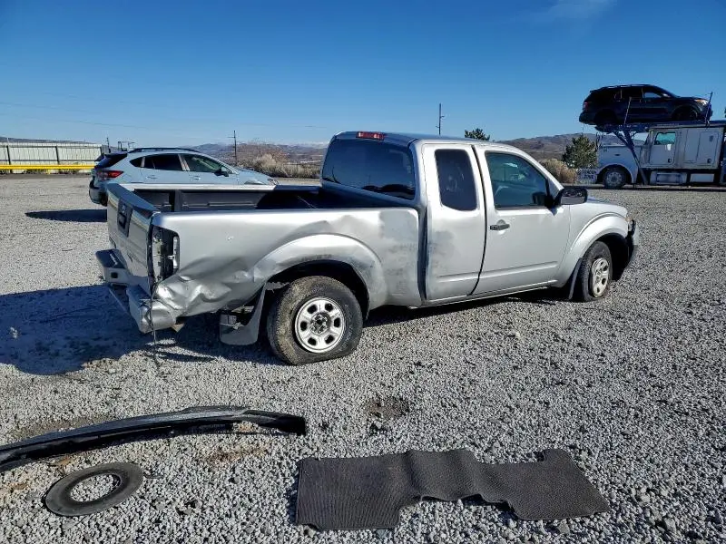 2017 NISSAN FRONTIER S  